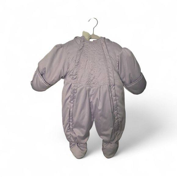 La Petite Rothschild Elegant Hooded Lavender Baby Footed Snowsuit Bunting-6-9M - Picture 1 of 3